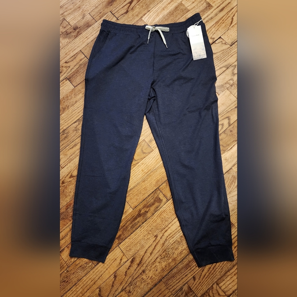 Vuori Ponto Performance Joggers – Men’s Large – New With Tags